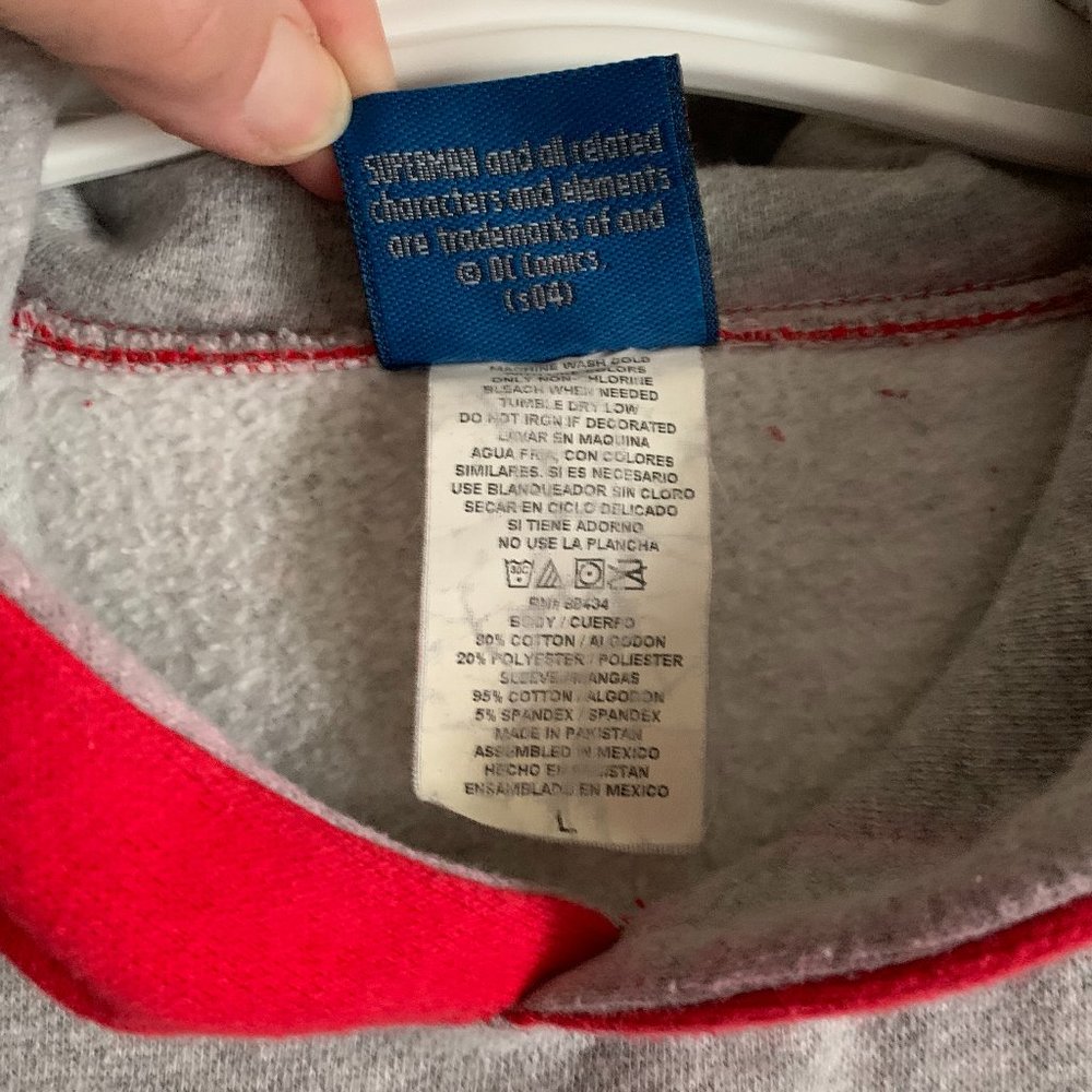 Boys Superman Pull-over Sweatshirt Hoodie ~ EUC - Picture 5 of 5
